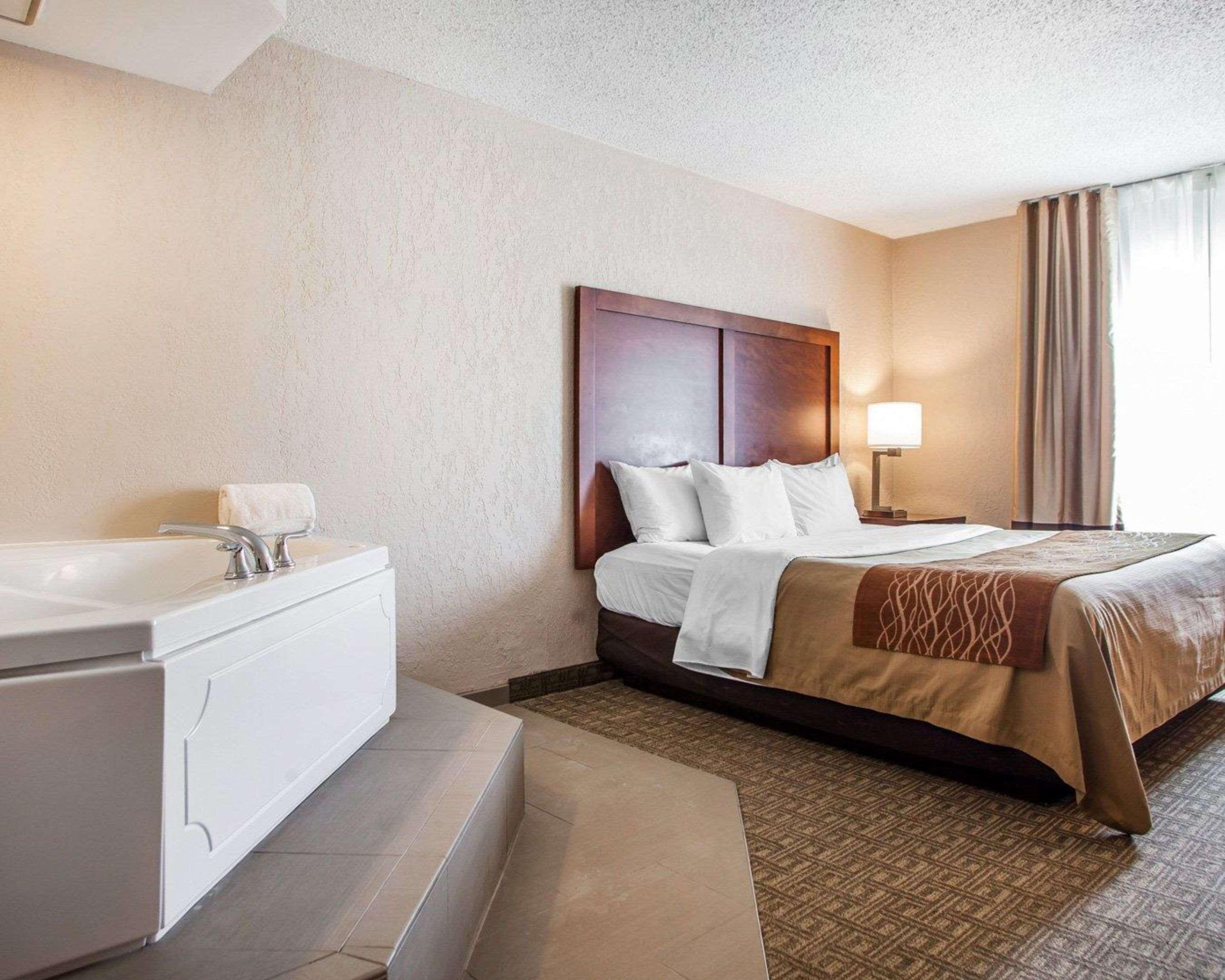 Comfort Inn St Louis - Westport Event Center Maryland Heights Esterno foto